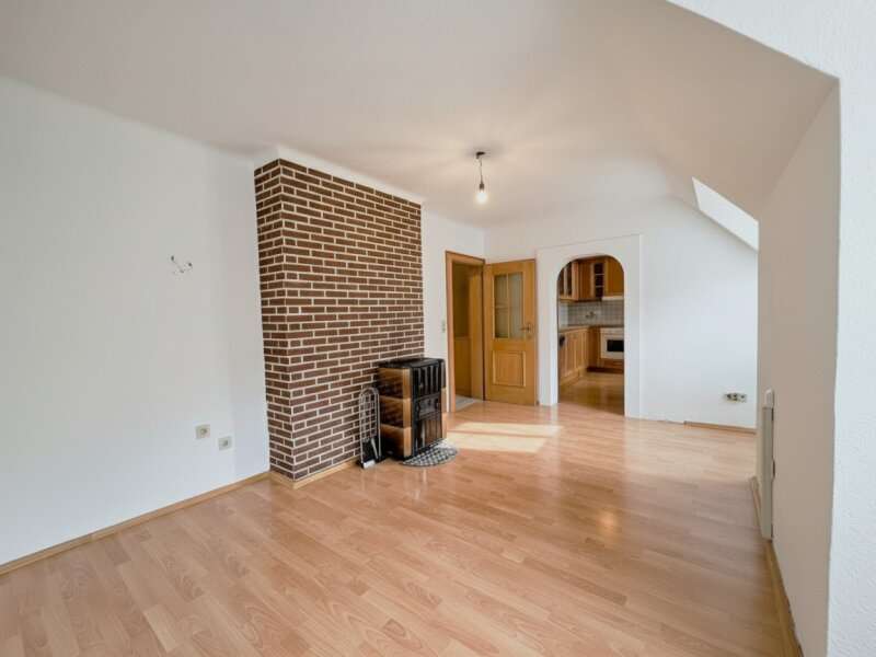 Dachgeschosswohnung Kleinveitsch: 15838-Wohnzimmer/Holzofen 15838-Wohnzimmer/Holzofen