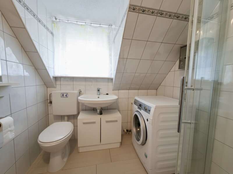 Dachgeschosswohnung Kleinveitsch: 15838-Bad/WC 15838-Bad/WC