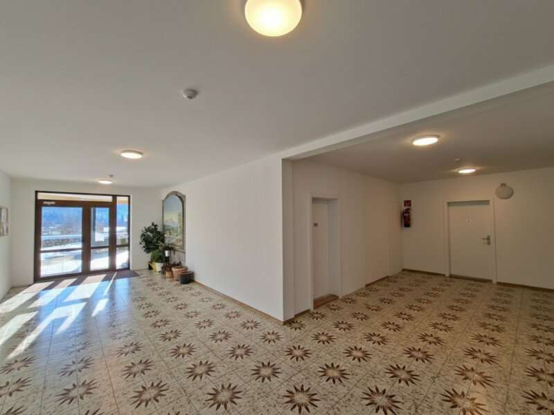 15883-Eingangsbereich