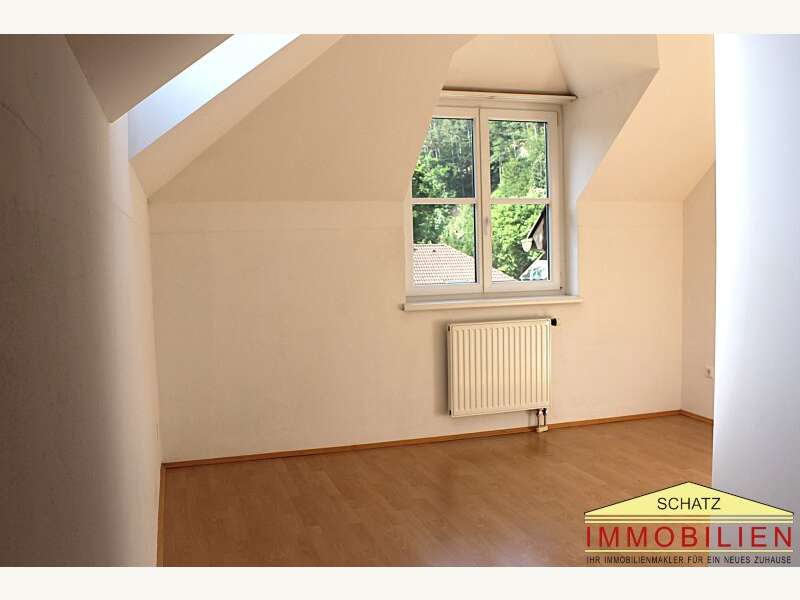 Dachgeschosswohnung in Weissenbach an der Triesting - Bild 3 Dachgeschosswohnung in Weissenbach an der Triesting - Bild 3