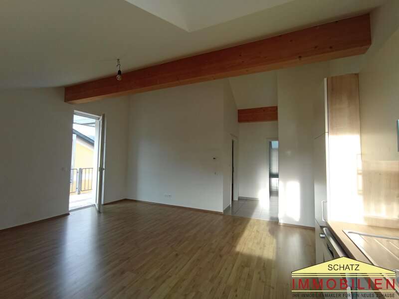 Dachgeschosswohnung Weissenbach an der Triesting: Wohnküche Wohnküche