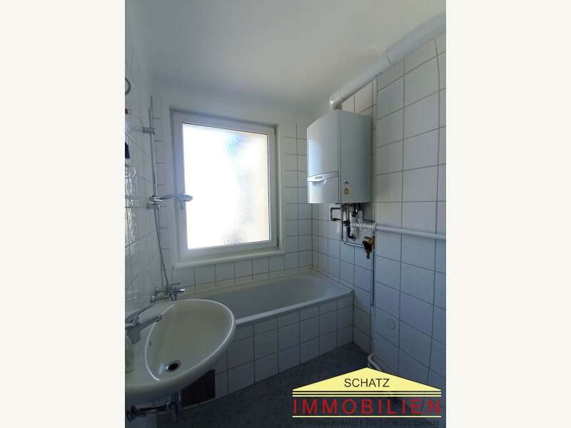 Mietwohnung Wiener Neustadt: Bad Bad