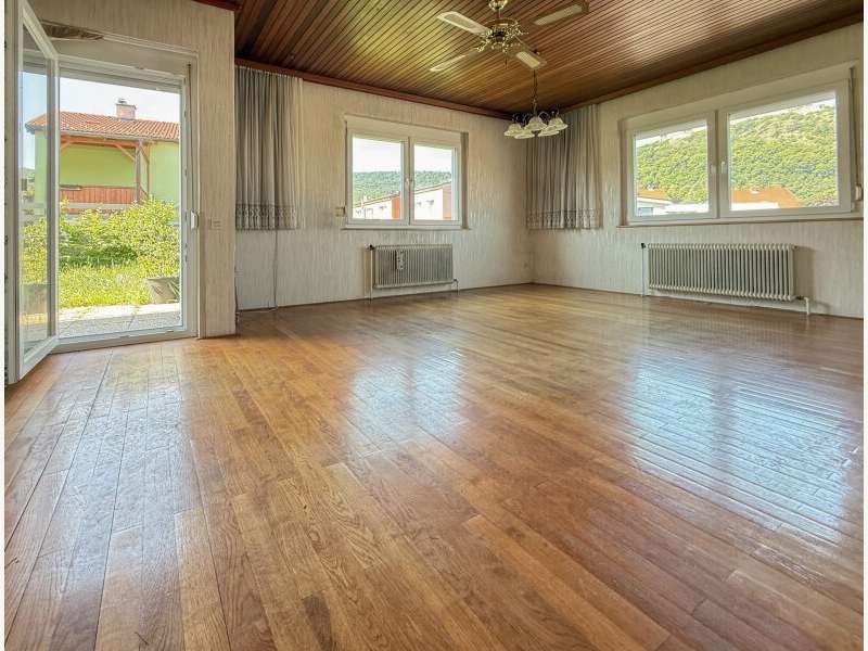Einfamilienhaus Hainburg an der Donau: Wohnzimmer+Terrassenausgang Wohnzimmer+Terrassenausgang